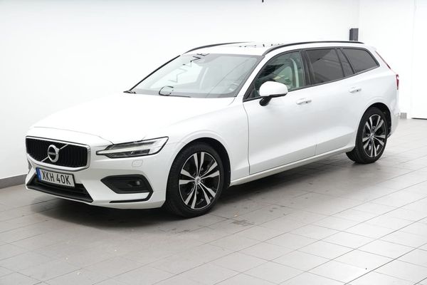 Volvo V60 D3 Geartronic 150hk Pano/Navi/Keyless/18" - 2020