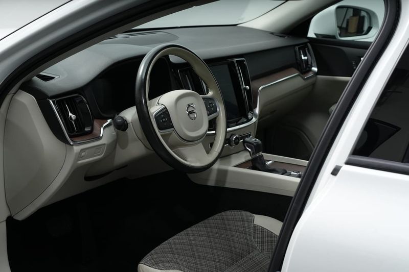 Volvo V60 bild 13