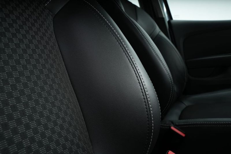 Renault Clio bild 19