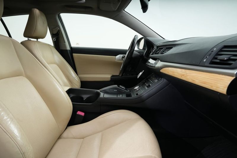 Lexus CT bild 20