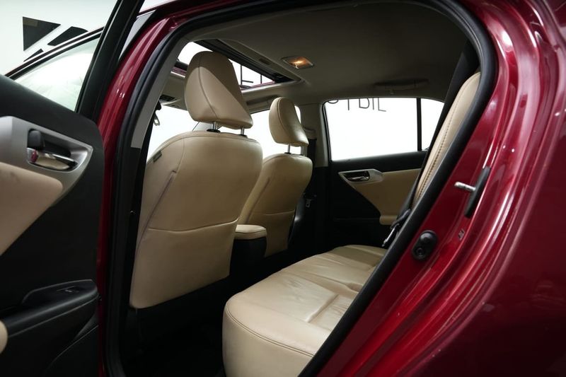 Lexus CT bild 19