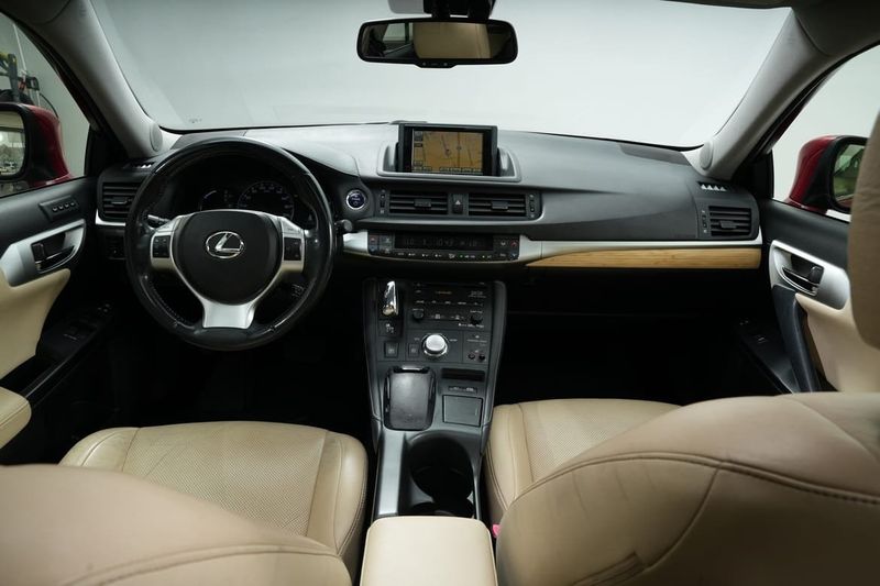 Lexus CT bild 18