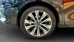 Ford Kuga bild 9