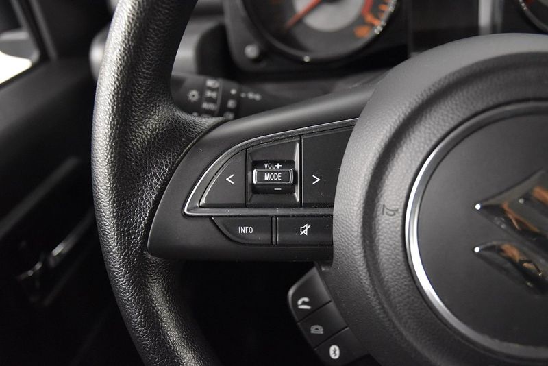 Suzuki Jimny bild 10