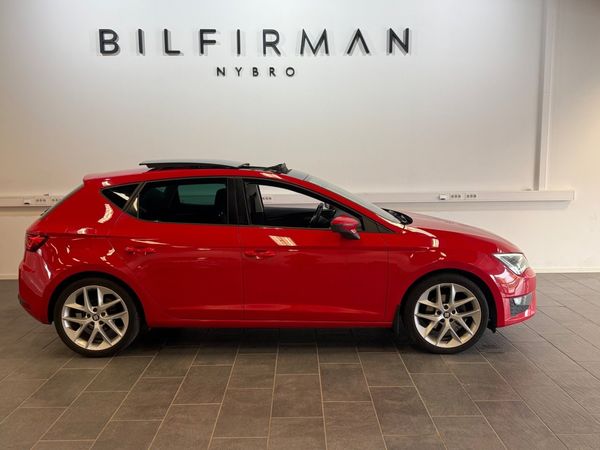 Seat Leon 1.4 TSI FR PANORAMAGLASTAK|BACKKAMERA - 2016