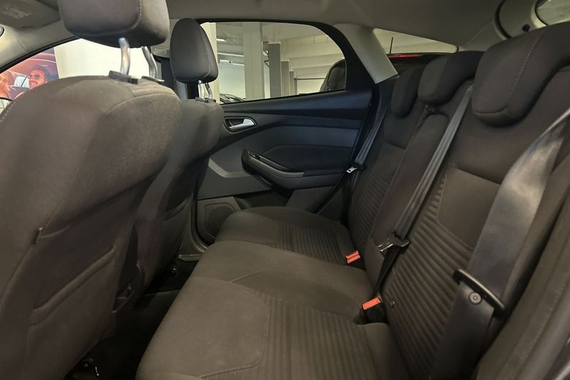 Ford Focus bild 12