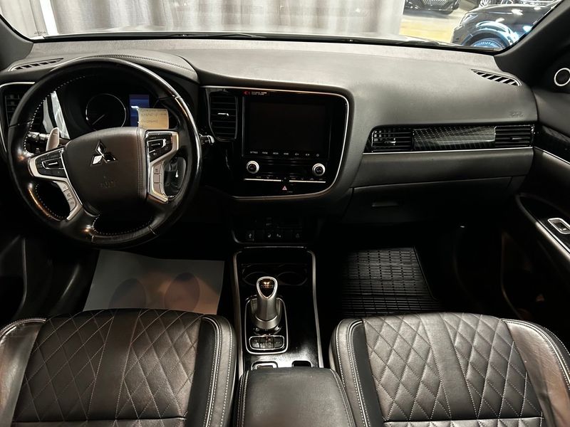 Mitsubishi Outlander bild 11