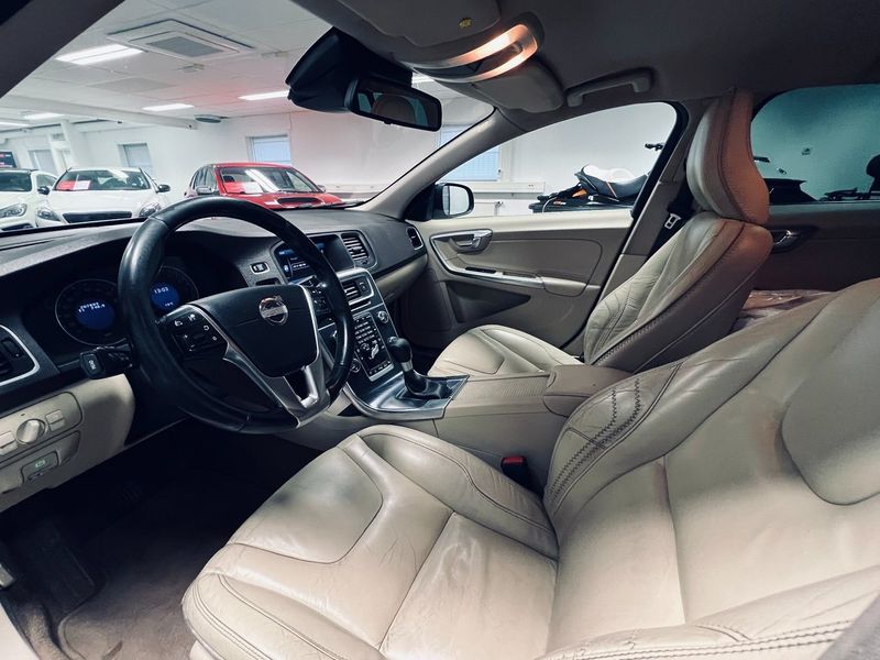 Volvo V60 bild 11