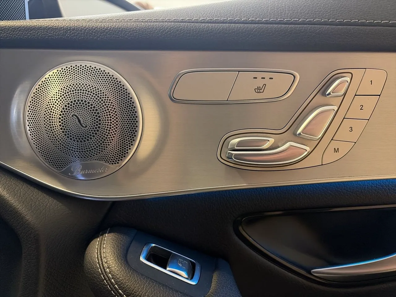 Mercedes GLC250 bild 17