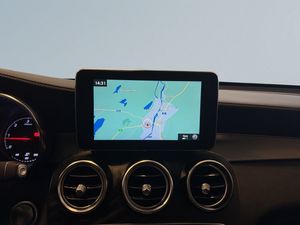 Mercedes GLC250 bild 15