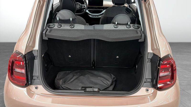 Fiat 500e bild 9