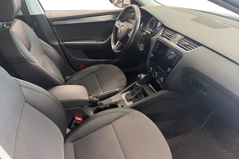 Skoda Octavia bild 6