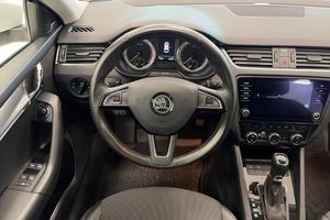Skoda Octavia bild 9