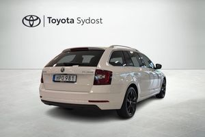 Skoda Octavia bild 2