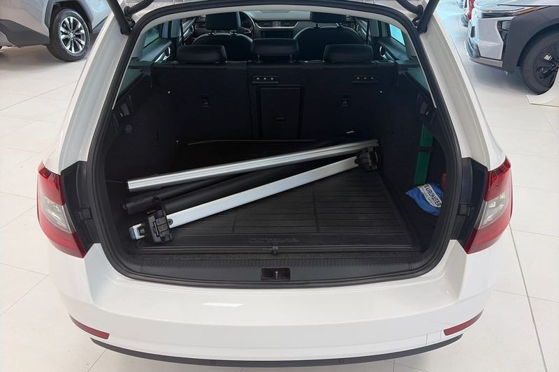 Skoda Octavia bild 10