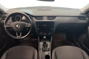 Skoda Octavia bild 8