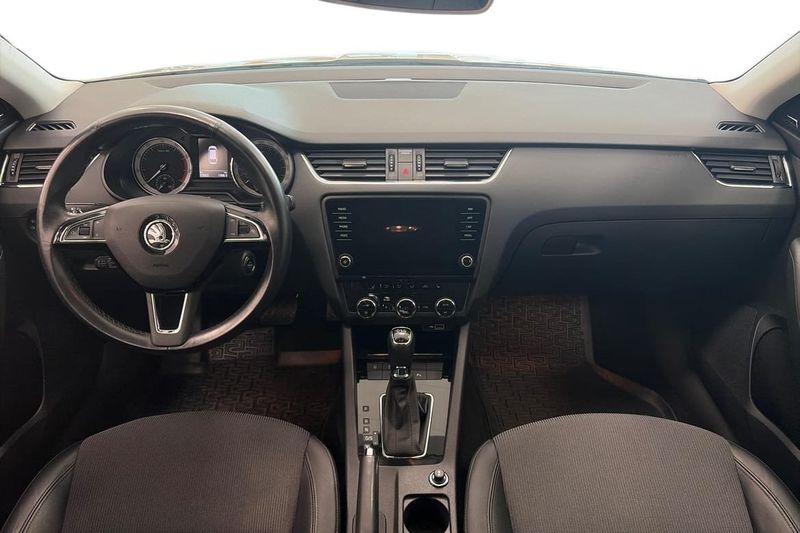 Skoda Octavia bild 8