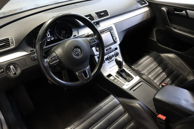 Volkswagen Passat bild 8