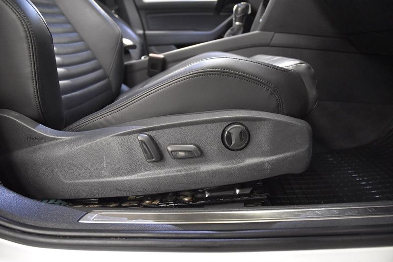 Volkswagen Passat bild 15