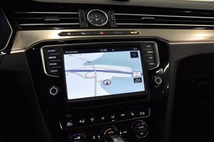 Volkswagen Passat bild 18