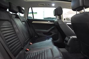 Volkswagen Passat bild 14