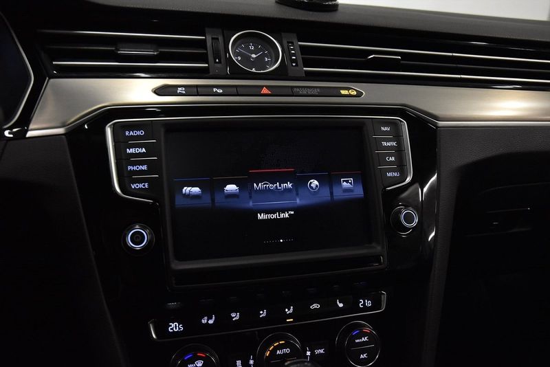 Volkswagen Passat bild 19