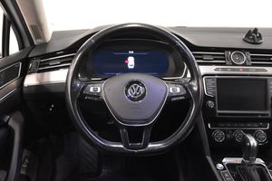 Volkswagen Passat bild 2