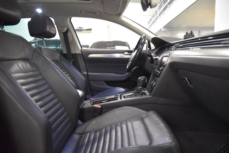Volkswagen Passat bild 12
