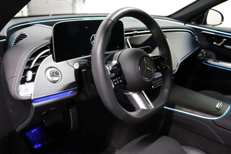 Mercedes E300 bild 24