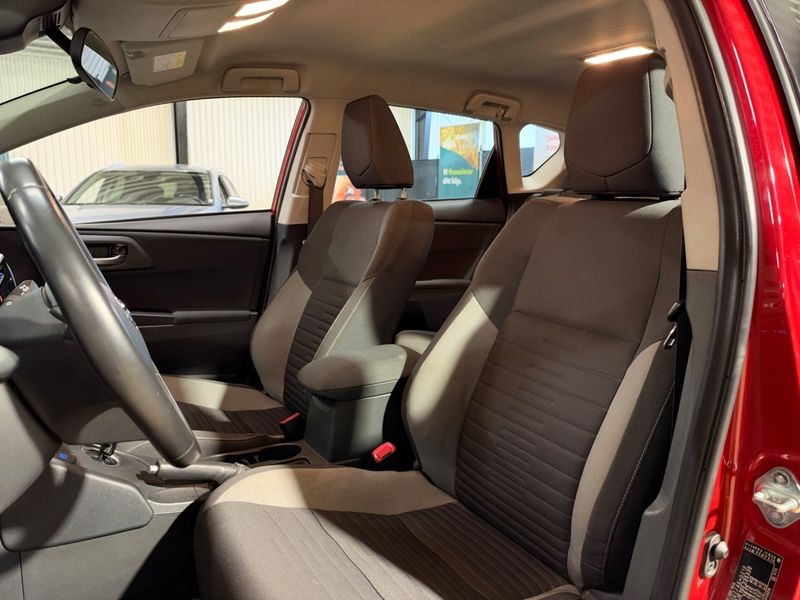 Toyota Auris bild 7