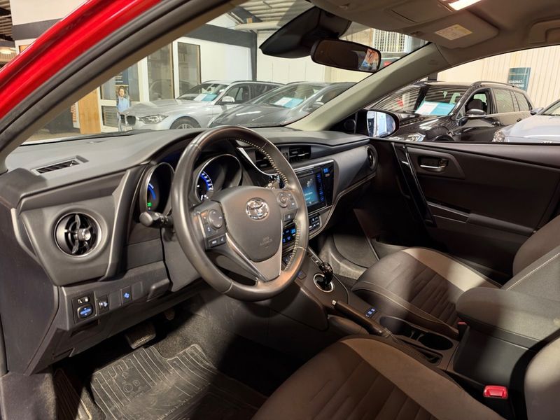 Toyota Auris bild 6