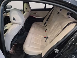 BMW 320 bild 15