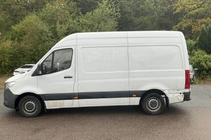 Mercedes Sprinter bild 2