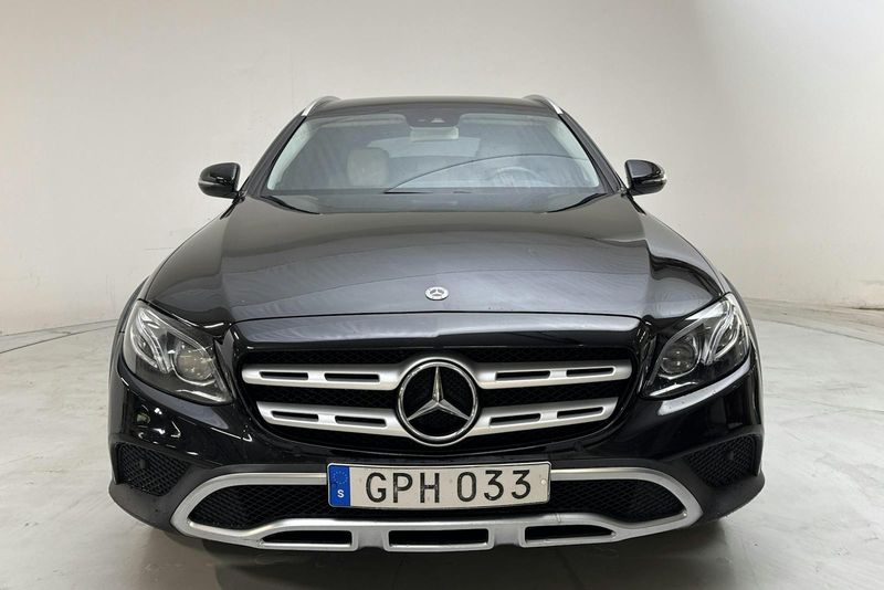 Mercedes E220 bild 4
