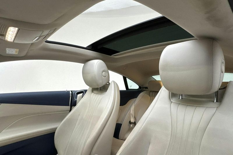 Mercedes E300 bild 15