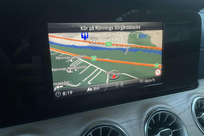 Mercedes E300 bild 13