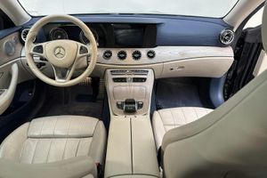 Mercedes E300 bild 6