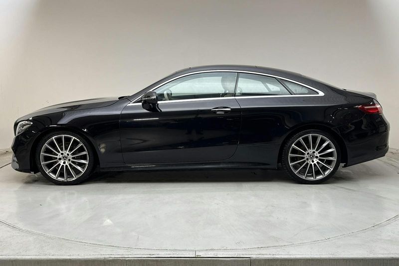 Mercedes E300 bild 2