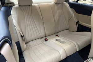 Mercedes E300 bild 8