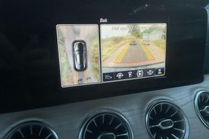 Mercedes E300 bild 14
