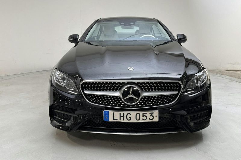 Mercedes E300 bild 4