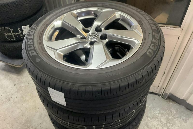 Toyota RAV4 bild 15