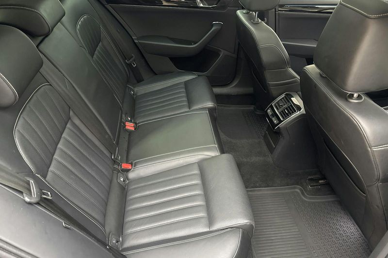 Skoda Superb bild 8