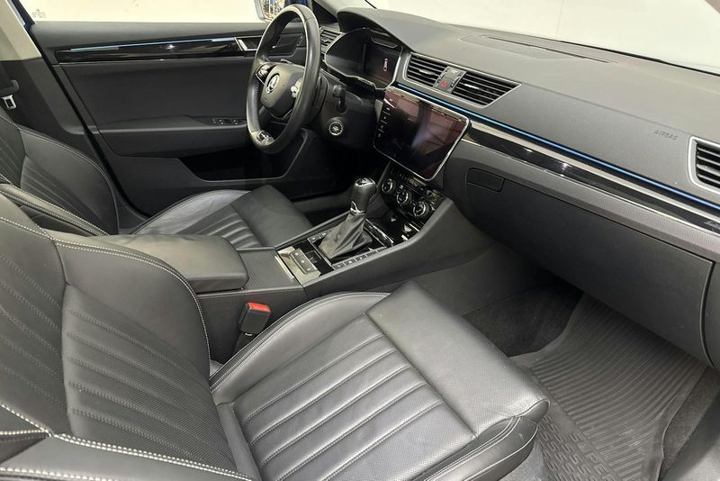 Skoda Superb bild 7