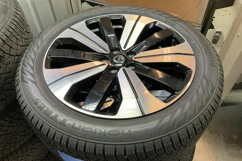 Volvo EX40 bild 15