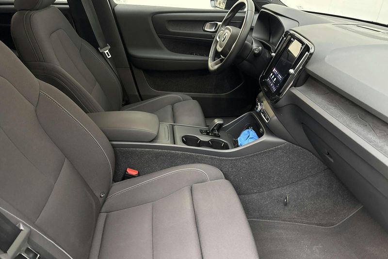 Volvo EX40 bild 7