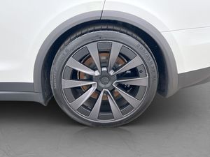 Tesla Model X bild 32