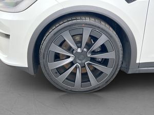 Tesla Model X bild 31