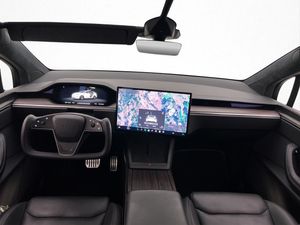 Tesla Model X bild 14