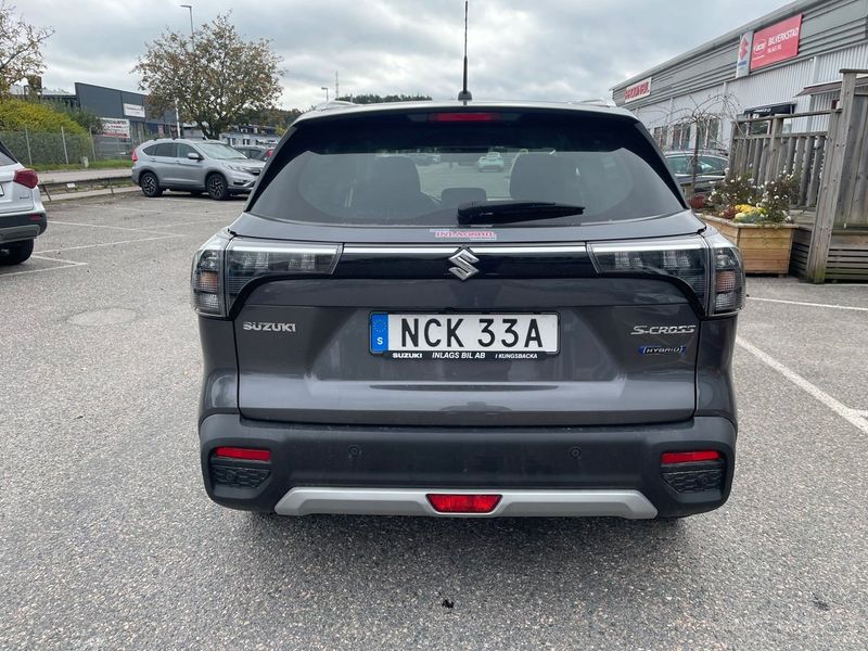 Suzuki S-CROSS bild 9